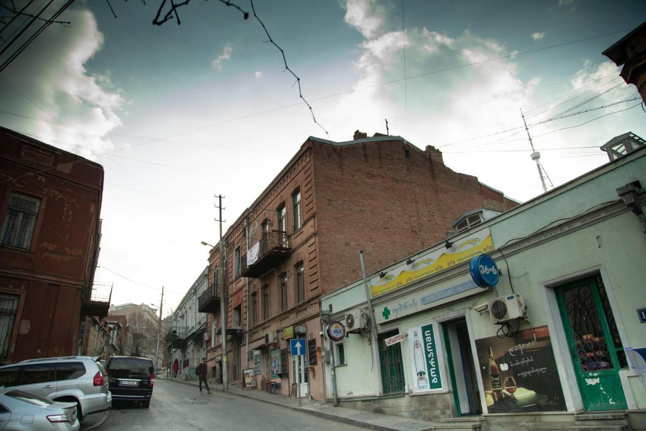 Old Walls Shindisi Bagian luar foto